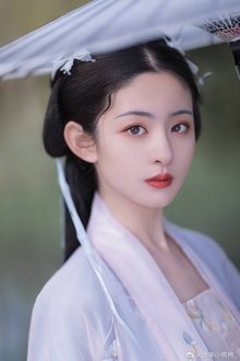 Photo of Zhao Qing