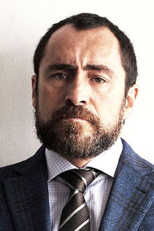 Photo of Demián Bichir