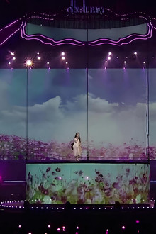 아이유 10주년 투어 콘서트 : 이지금
