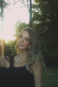 Claudia Leonard