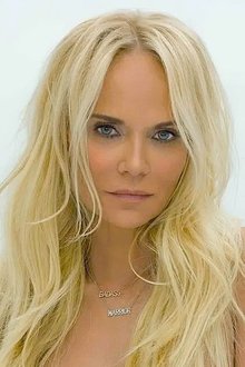 Photo of Kristin Chenoweth