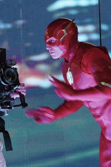 Making The Flash: Worlds Collide