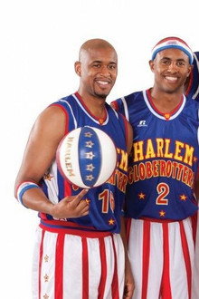 The Harlem Globetrotters: The Team That Changed the World