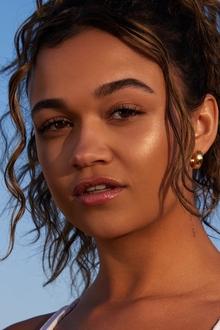 Photo of Madison Bailey