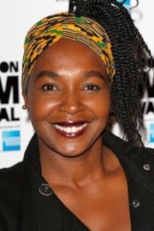 Photo of Nadine Marshall