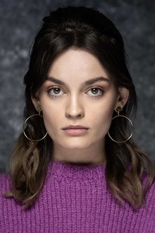 Photo of Emma Mackey