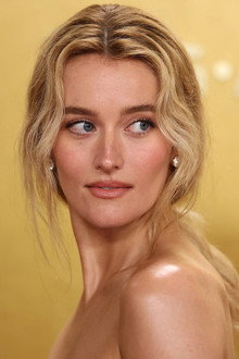 Photo of Sarah Pidgeon