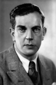 Photo of Leslie Banks