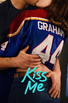 Kiss Me / Disponible en Amazon Prime Video / Temporada 1  Estreno: 13 de mayo de 2026