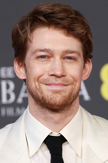 Photo of Joe Alwyn
