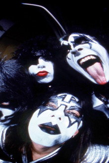 KISS: Kissology
