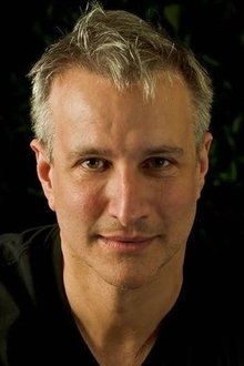 Photo of Bronson Pinchot