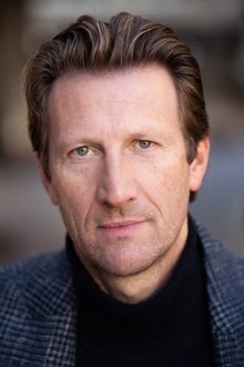 Photo of Mark Bazeley