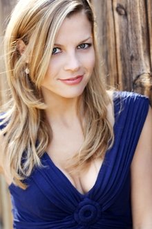 Photo of Stephanie Lemelin