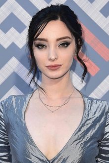 Photo of Emma Dumont