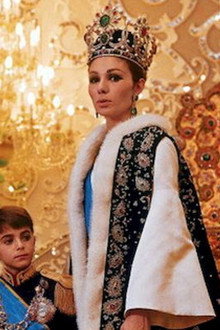 Farah-Diba-Pahlavi-Die-letzte-Kaiserin