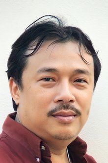 Photo of Apivich Rinthapoln