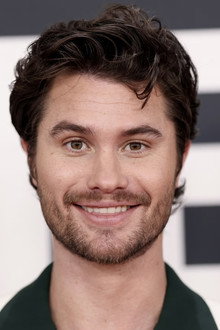 Photo of Chase Stokes