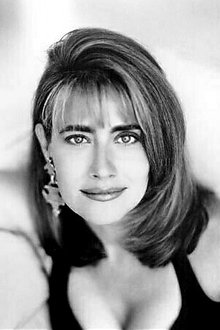 Photo of Lorraine Bracco