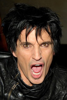 Photo of Tommy Lee