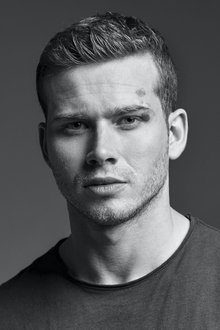 Photo of Oliver Stark