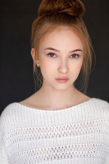 Photo of Caroline Elle Abrams