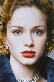 Photo of Christina Hendricks