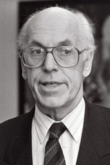 Леннарт Мери