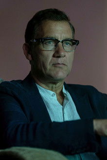 A Murder at the End of the World - Season 1