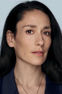 Photo of Sian Clifford