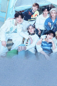 Stray Kids 6TH FANMEETING ‘STAY in Our Little House’