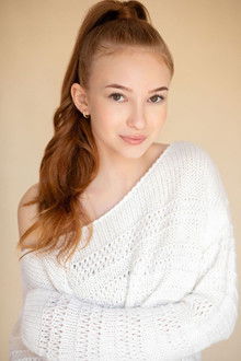 Photo of Caroline Elle Abrams