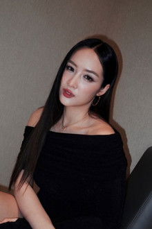 Photo of Naerunchara Lertprasert