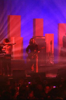 Feu! Chatterton en concert au Zénith de Paris