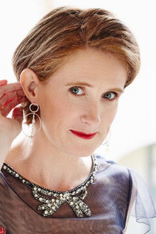 Photo of Louise Alston