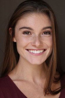 Photo of Lauren Shelfo