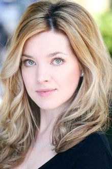 Photo of Evie Wray