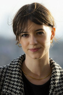 Photo of Daisy Edgar-Jones