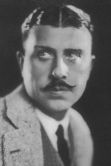 Photo of Stuart Holmes