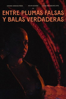 Entre plumas falsas y balas verdaderas