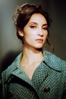 Photo of Samantha Robinson