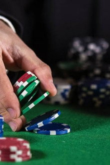 100% Poker