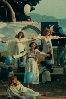 L'une-chante,-l'autre-pas