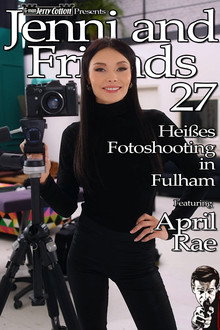 Jenni and Friends - Heißes Fotoshooting in Fulham
