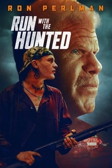 Poster do filme Run with the Hunted
