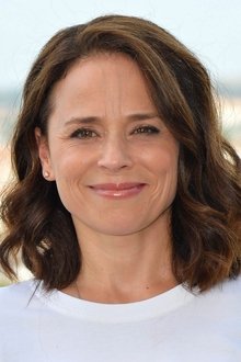 Photo of Suzanne Clément