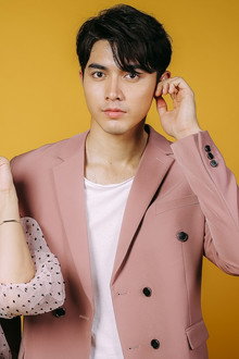 พราวมุก