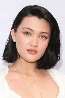 Photo of Isa Briones