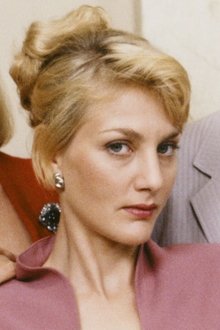 Photo of Jenny Wright