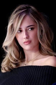 Photo of Julia Butters